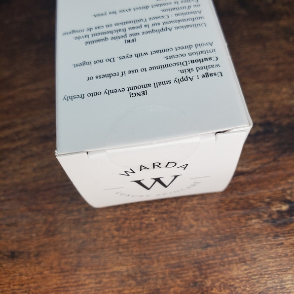 5/75$ WARDA - Hyaluronic Acid Face Neck Serum - Picture 8 of 9